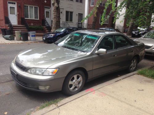 1998 lexus es300 base sedan 4-door 3.0l