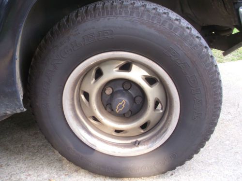 1998 Chevrolet Blazer Base Sport Utility 4-Door 4.3L, image 9