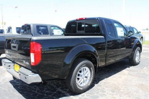 2014 nissan frontier sv