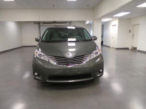 2014 toyota sienna xle