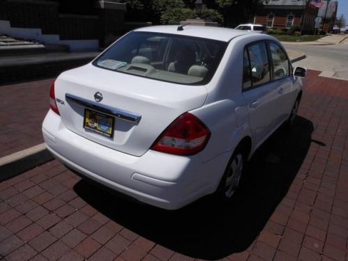 2009 nissan versa 1.8 s