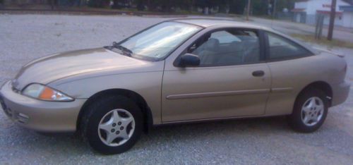 2001 chevrolet cavalier base coupe 2-door 2.2l new tires-brakes-struts low miles