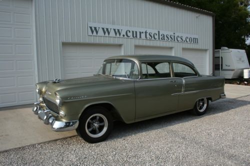 1955 chevrolet 210 2 door post v8 auto