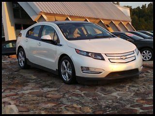 2012 chevrolet volt 5dr hb traction control satellite radio cruise control