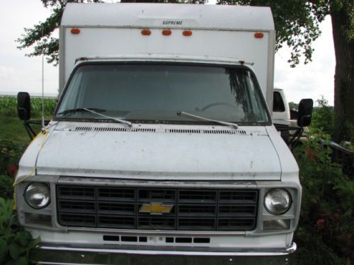 1979 chevy g30 1 ton box truck 10,000 lb gvwr