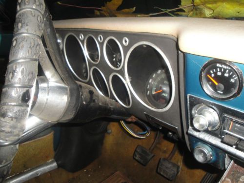 1965 Chevrolet Corvair Convertible, image 3