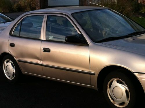 1998 toyota corolla for sale.  5 speed great running condition.  no reserve