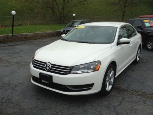 2013 volkswagen passat se sedan 4-door 2.5l