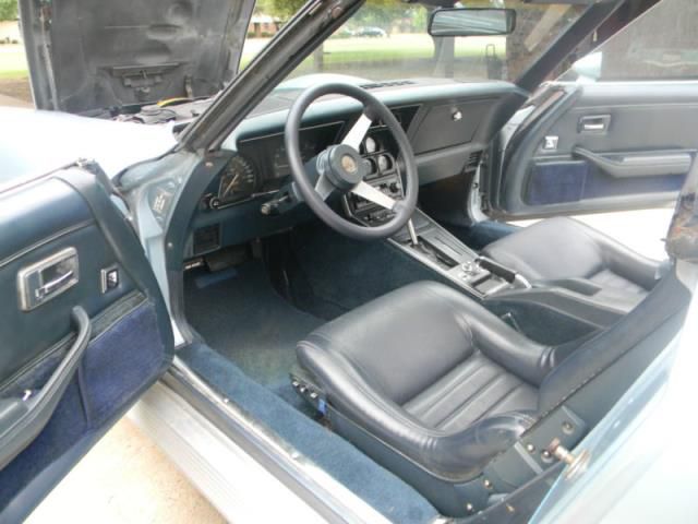 1982 - chevrolet corvette