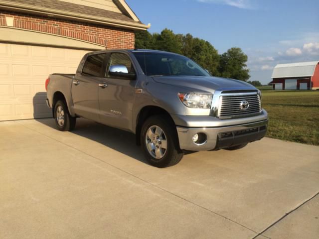 2010 - toyota tundra