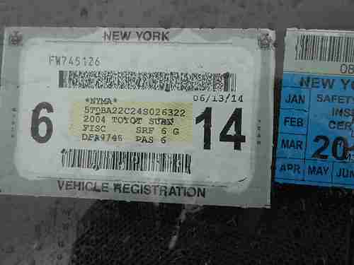 2004 TOYOTA SIENNA XLE AWD 105K RUNS GREAT NEEDS MINOR BODY WORK, image 15