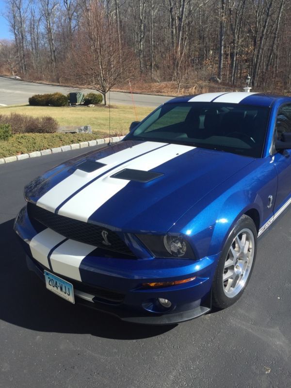 2008 ford mustang