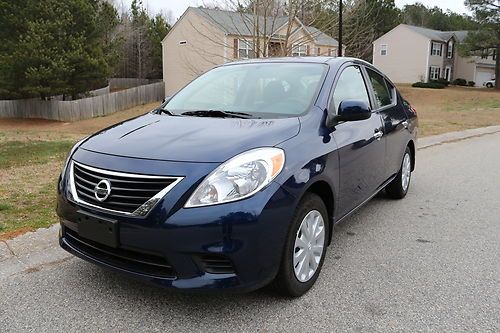 2012 nissan versa sv