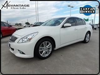 Navigation premium package sun roof bose usb xenon heated power seats bluetooth