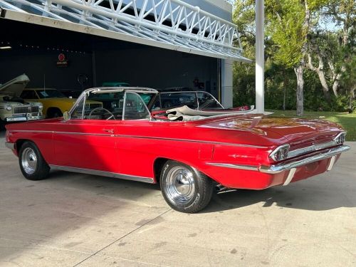 Oldsmobile F-85
