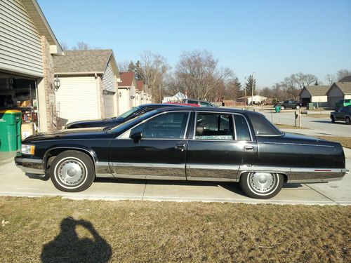 1994 cadillac fleetwood brougham sedan 4-door 5.7l