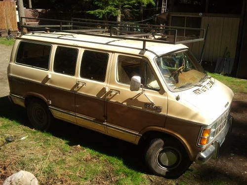 1985 dodge ram wagon b150