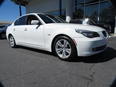 2010 bmw 528i sedan navigation/power glass moonroof/leatherseats/premium package