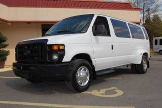 V10 equipped 2010 model xl package, dual rear wheel, 15 passenger van!