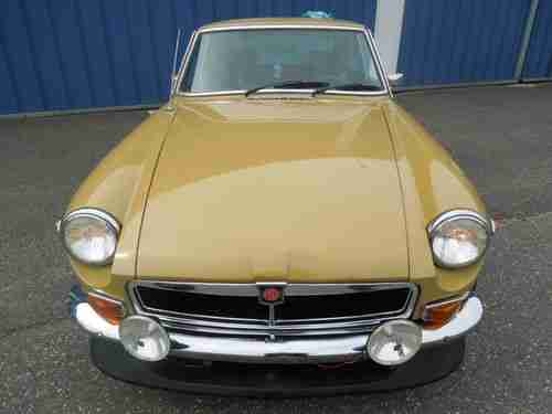 1974 MG MGB GT Coupe 2-Door 1.8L NO RESERVE!!, image 2