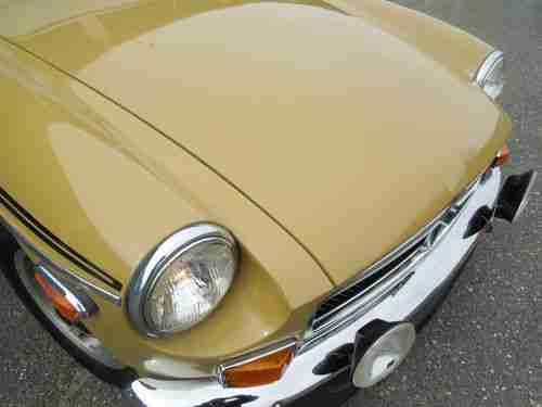 1974 MG MGB GT Coupe 2-Door 1.8L NO RESERVE!!, image 3