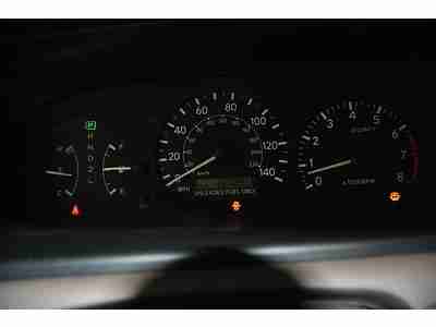 V6 Camry XLE Leather & Sunroof, image 8