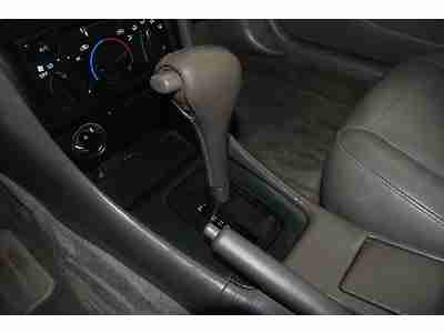 V6 Camry XLE Leather & Sunroof, image 9
