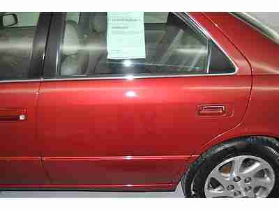 V6 Camry XLE Leather & Sunroof, image 19