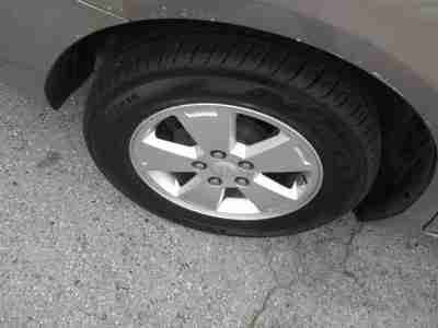 3.5L LT Ethanol - FFV CD Front Wheel Drive Tires - Front All-Season Cloth Seats, US $5,990.00, image 5