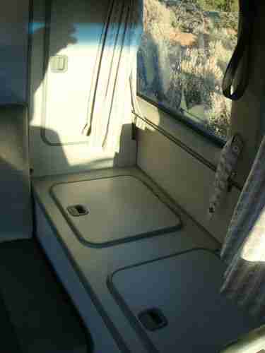 1991 Volkswagen Vanagon Campmobile Van Camper 3-Door 2.1L, image 10