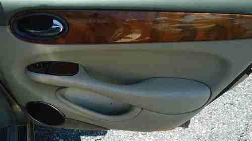 1998 Jaguar XJ8 Base Sedan 4-Door 4.0L, image 7