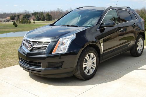 2012 cadillac srx luxury, low miles