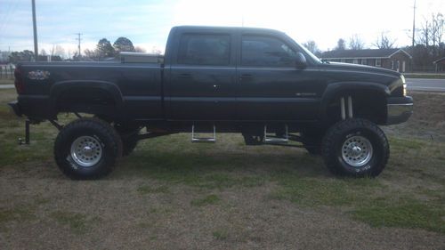 Lifted 2003 chevy silverado 1500hd crew cab 4wd