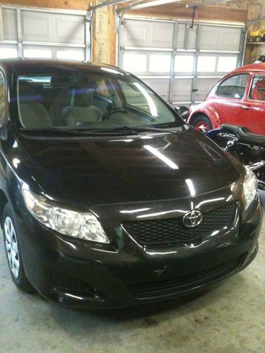 2010 toyota corolla base sedan 4-door 1.8l