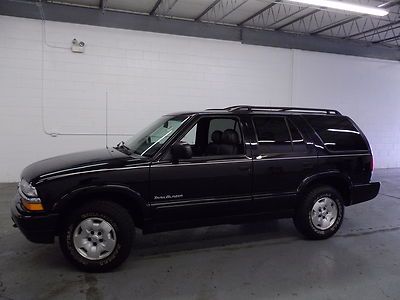 Trailblazer 4x4, leather, sun roof, very clean, priced right, sharp in and out