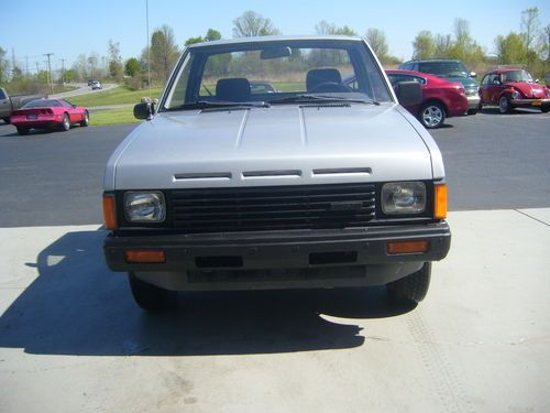 1986 nissan pickup