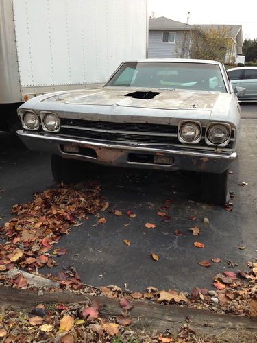 1969 chevelle roller /w roll cage and ford nine inch rearend