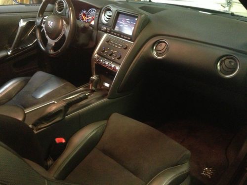 2009 Nissan GT-R Premium Coupe, US $66,995.00, image 19