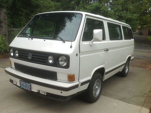 Volkswagen Wolfsberg Edition Vanagon, image 3