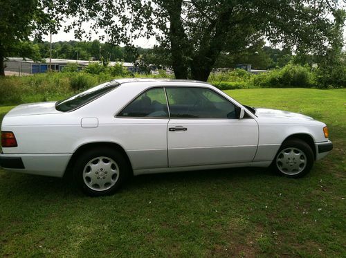 1993 mercedes-benz 300ce base coupe 2-door 3.2l