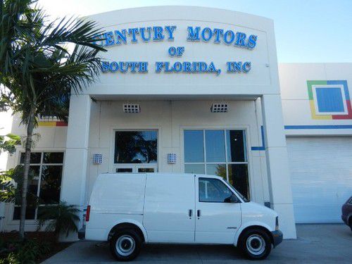 2000 chevrolet astro cargo van  rwd low miles