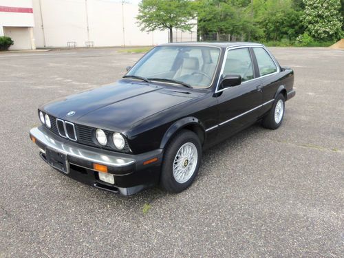 Nice 1987 bmw 325is  127k black beauty