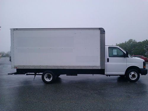 05' gmc savana 3500 16' morgan body box-truck*runs excellent*great shape