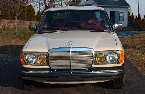 Mercedes 240d