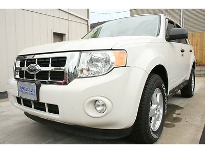 Xlt suv 3.0l cd front wheel drive power steering front disc/rear drum brakes a/c