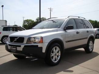 04 volvo xc90 awd great suv must go! great suv check photos! some body damage!