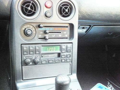 1990 Mazda Miata (red), 33k Miles, One Family Owner, GREAT CONDITION, image 9