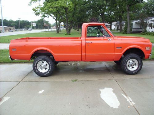 1969 chevy  c-20     3/4  ton  4 x 4