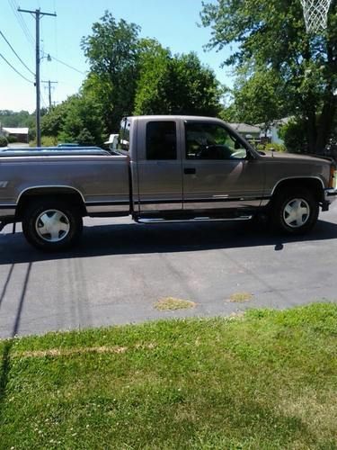 FOR SALE 1996 CHEVY SILVERADO Z71 OFF ROAD PKG, image 2