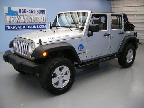 We finance!!!  2009 jeep wrangler unlimited x 4x4 soft top auto cd texas auto